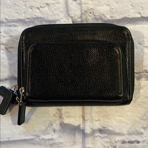 Levenger Zippered Two Pocket Black Leather Card Wallet